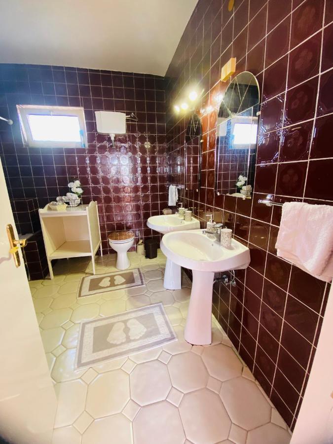 Mo Relax Vendeghaz Villa มูราฮาลอม ภายนอก รูปภาพ